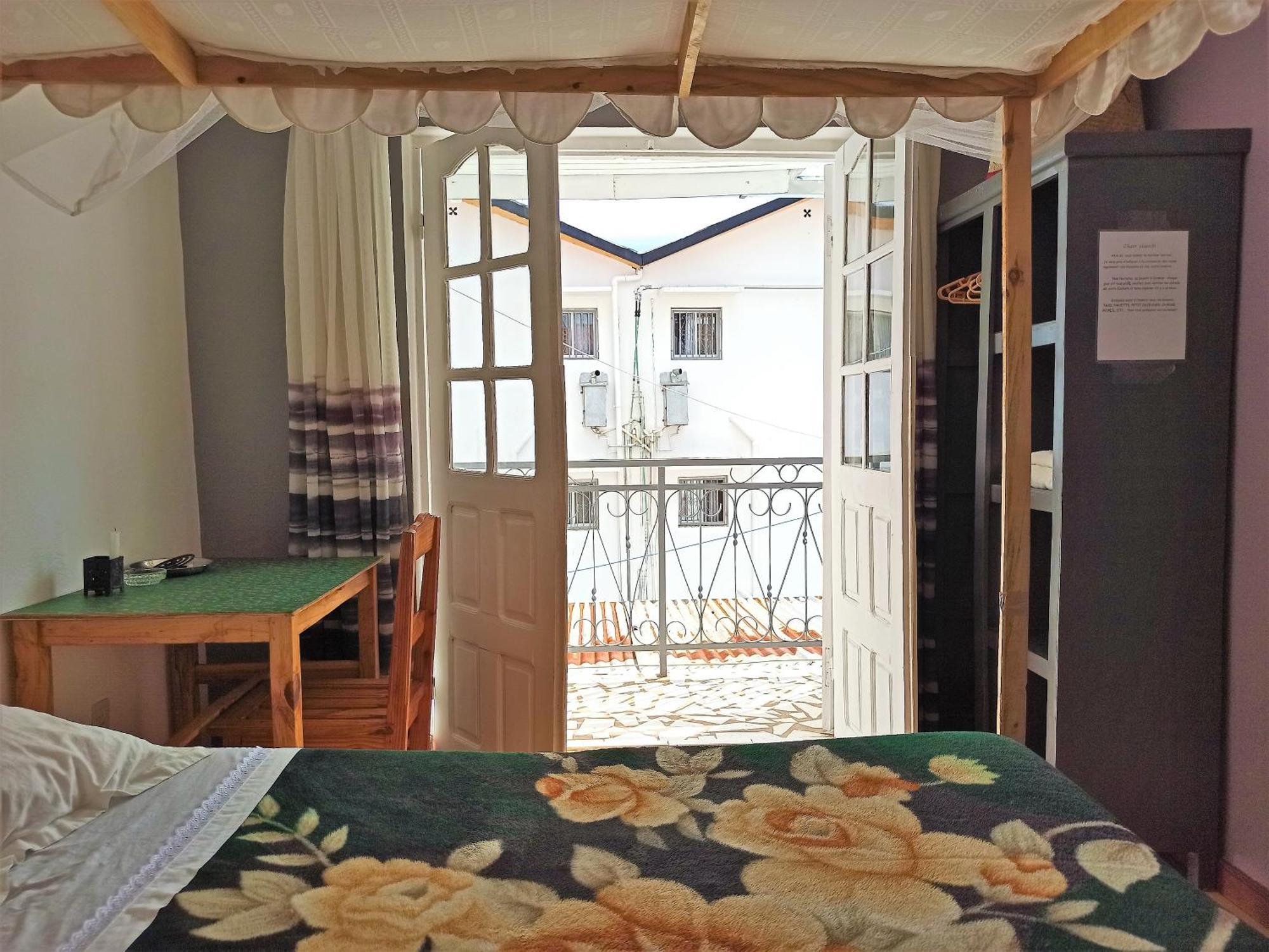 Chez Jeanne Chambre D'Hote Антананариву Екстериор снимка