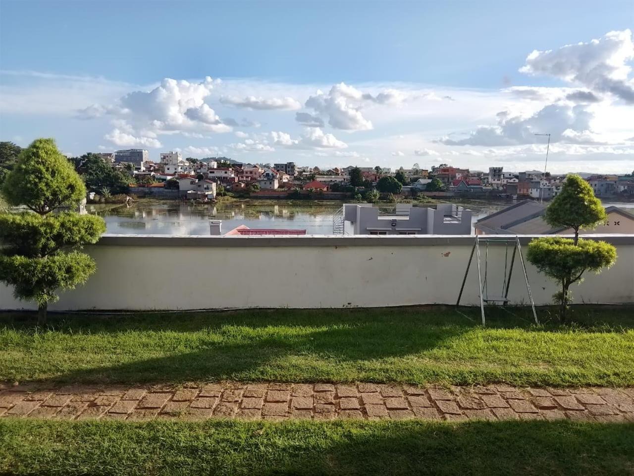 Chez Jeanne Chambre D'Hote Антананариву Екстериор снимка