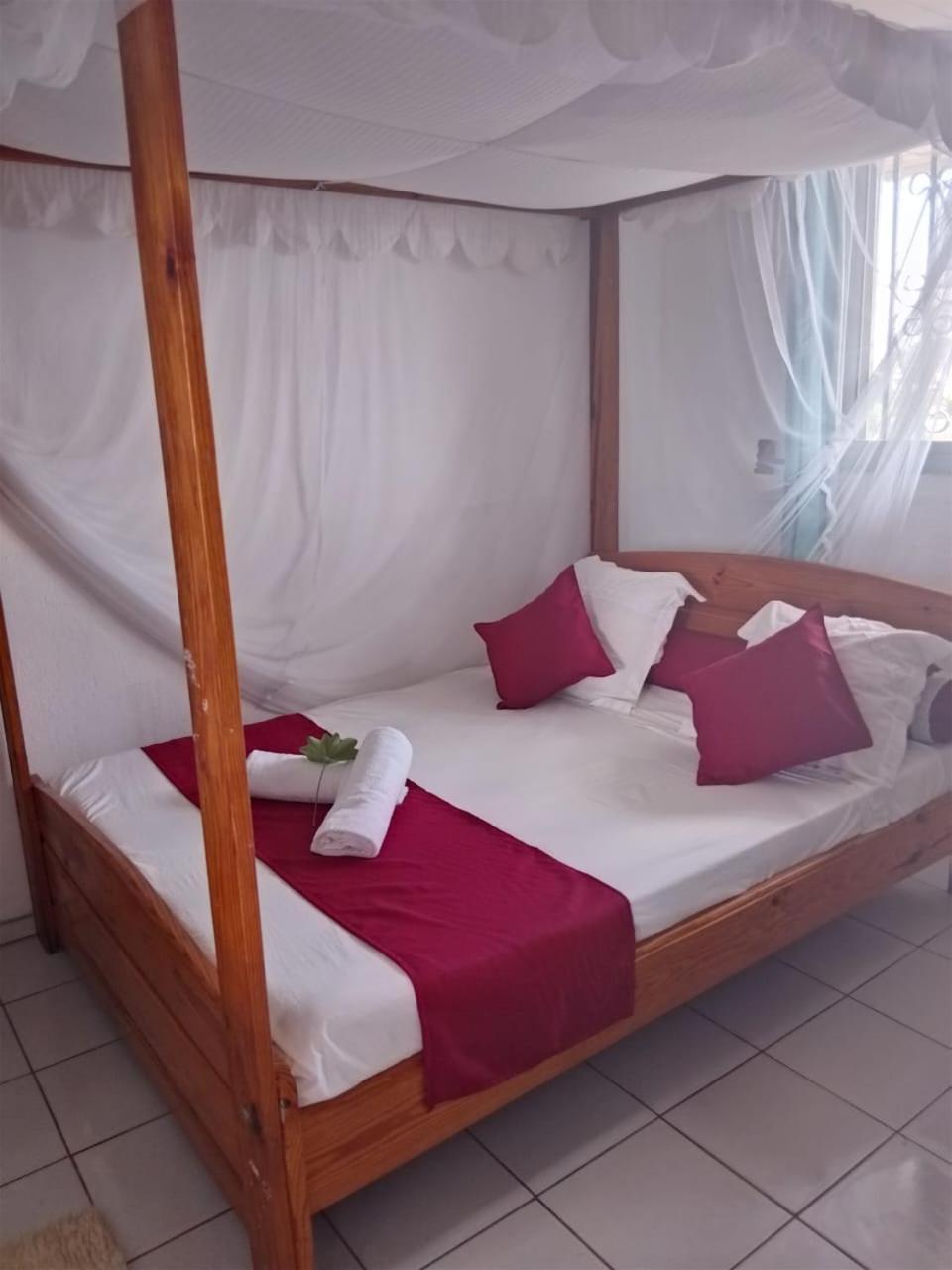 Chez Jeanne Chambre D'Hote Антананариву Екстериор снимка